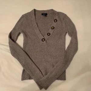 Forever 21 Cropped Long Sleeve in Heather Grey